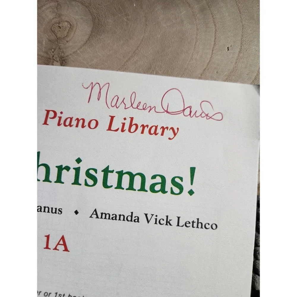Alfred's Basic‎ Piano Course: Merry Christmas! Book 1A